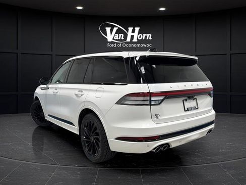 Used 2025 Lincoln Aviator Reserve w/ Equipment Group 201A AWD/4WD image 5