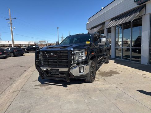 Used 2020 GMC Sierra 2500 SLT w/ SLT Convenience Package image 14
