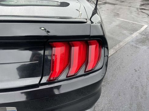 Used 2019 Ford Mustang Premium image 17