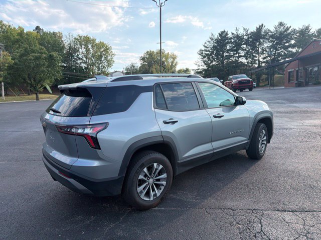 Used 2025 Chevrolet Equinox LT w/ Convenience Package II FWD image 6