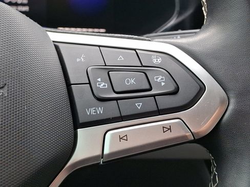 Certified 2022 Volkswagen Taos S image 23