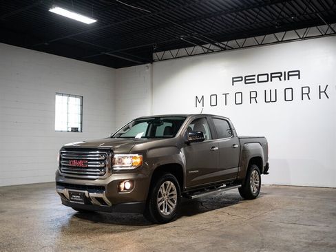 Used 2016 GMC Canyon SLT w/ Driver Alert Package AWD/4WD image 3