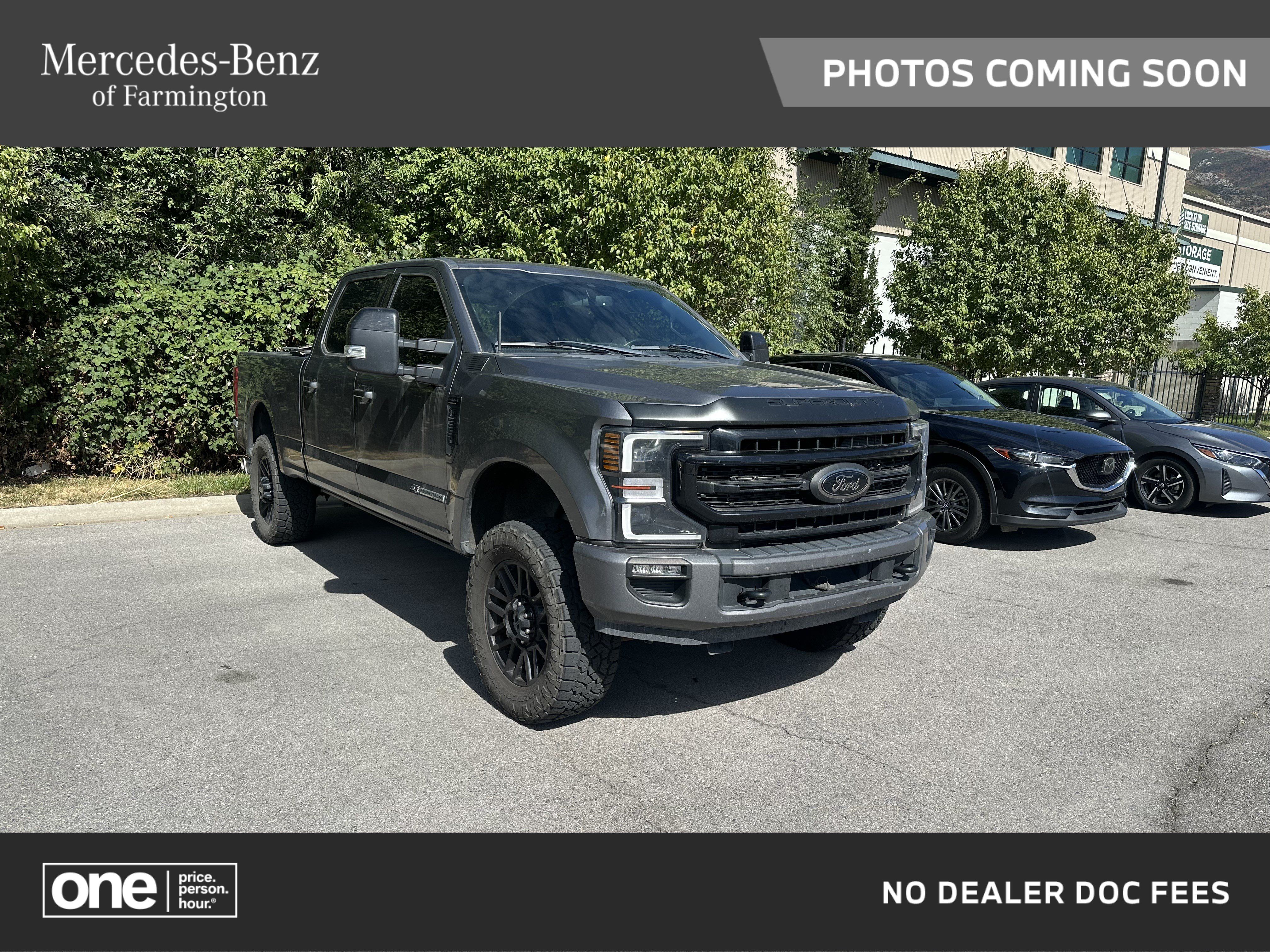 Used 2022 Ford F350 Lariat w/ Black Appearance Package AWD/4WD image 1