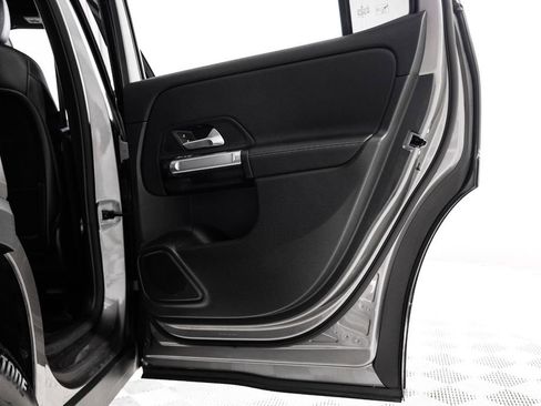 Used 2023 Mercedes-Benz EQB 250+ image 48