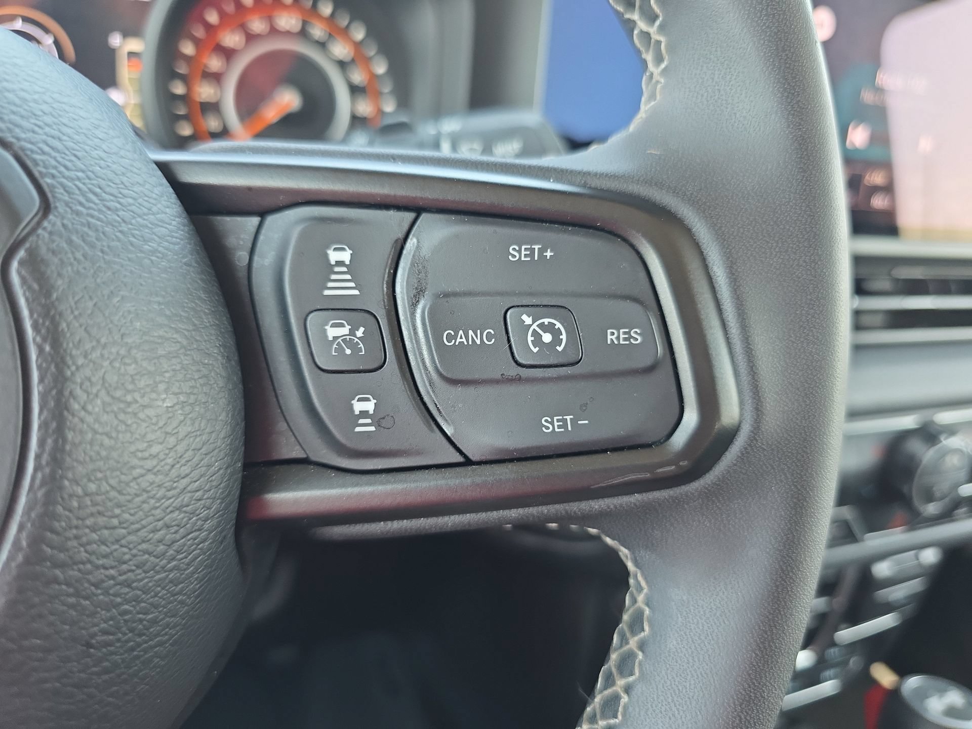 Used 2025 Jeep Wrangler Unlimited Rubicon AWD/4WD image 20
