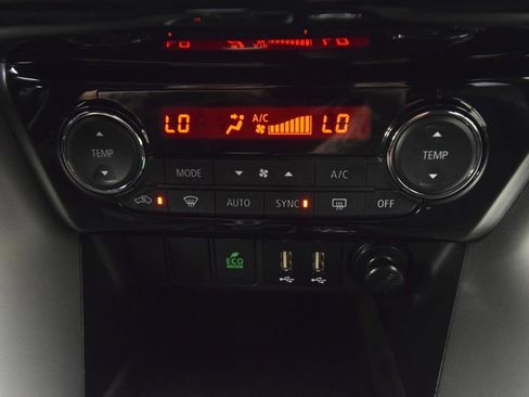Used 2025 Mitsubishi Eclipse Cross SE AWD/4WD image 29