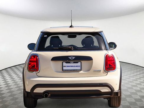 Used 2023 MINI Cooper 2-Door Hardtop FWD image 7