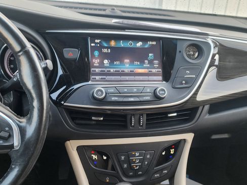 Used 2019 Buick Envision Essence AWD/4WD image 7