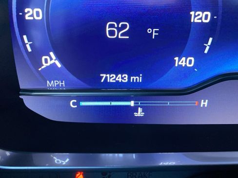 Used 2023 Chevrolet Tahoe LT w/ Luxury Package image 35