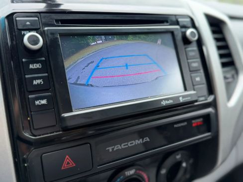 Used 2015 Toyota Tacoma PreRunner w/ SR5 Package RWD image 36