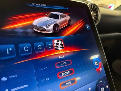 Used 2025 Mercedes-Benz AMG GT 55 image 31