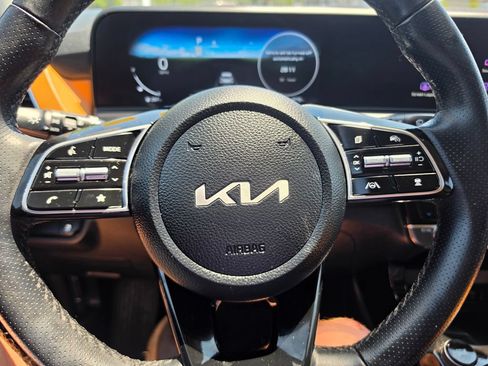 Certified 2024 Kia Seltos SX AWD/4WD image 19