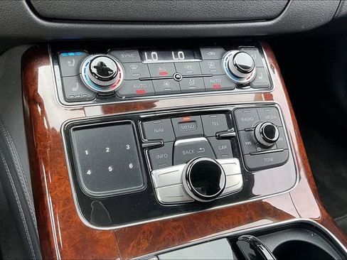 Used 2013 Audi A8 L 4.0T image 23