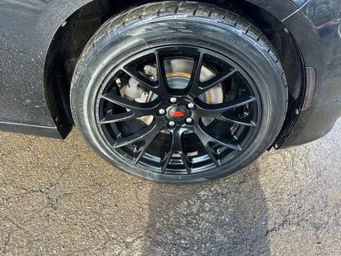 Used 2015 Dodge Charger R/T w/ Plus Group RWD image 13