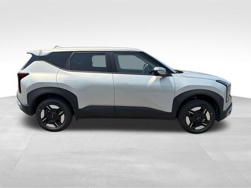 New 2027 Kia Seltos LX AWD/4WD image 8