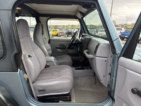 Used 1998 Jeep Wrangler Sport image 23
