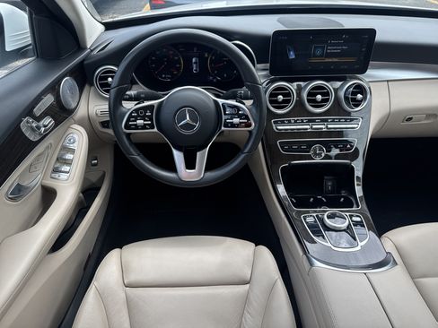 Used 2021 Mercedes-Benz C 300 Sedan image 7