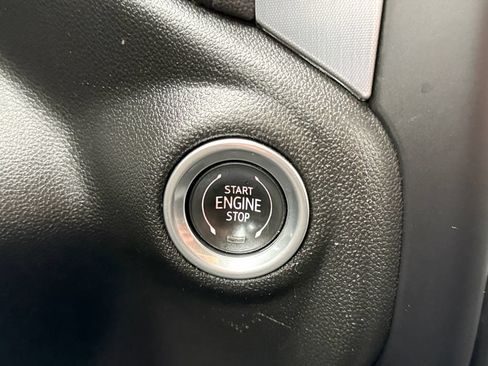 Used 2022 GMC Sierra 1500 Elevation AWD/4WD image 29