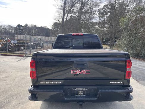 Used 2015 GMC Sierra 1500 Denali w/ Driver Alert Package image 9