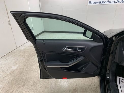 Used 2019 Mercedes-Benz GLA 250 4MATIC image 13