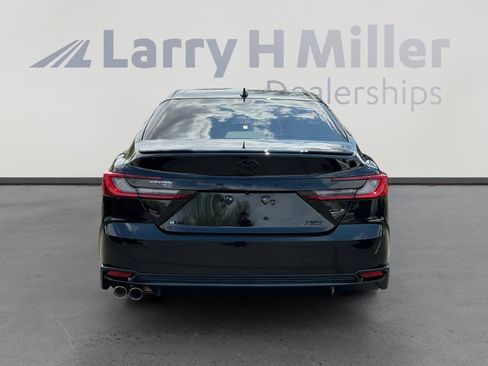 Used 2026 Toyota Camry XSE FWD image 4