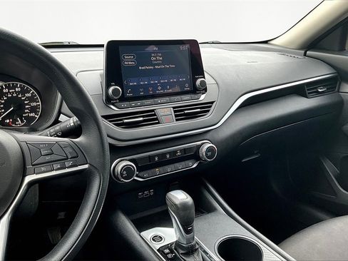 Used 2020 Nissan Altima 2.5 S image 6