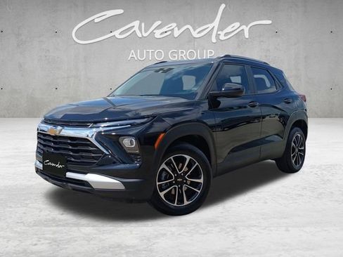 Used 2026 Chevrolet TrailBlazer LT w/ Driver Confidence Package FWD image 1