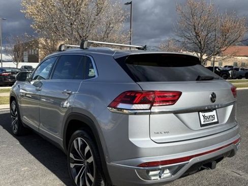 Used 2023 Volkswagen Atlas Cross Sport SEL Premium R-Line image 8