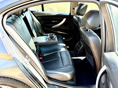 Used 2014 BMW 320i Sedan image 21