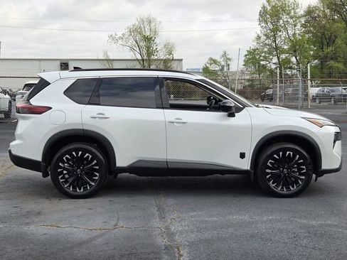 New 2026 Nissan Rogue SV image 6