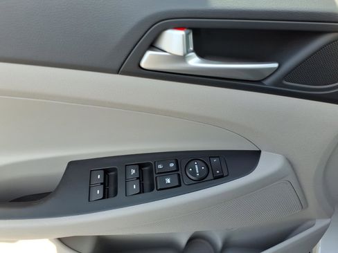 Used 2019 Hyundai Tucson SEL image 10