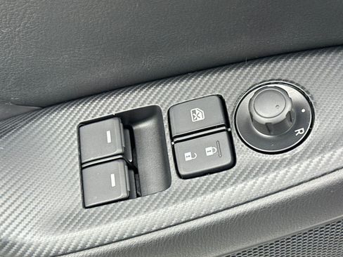 New 2025 MAZDA MX-5 Miata Club image 13