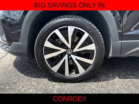 Used 2023 Volkswagen Taos SE FWD image 9