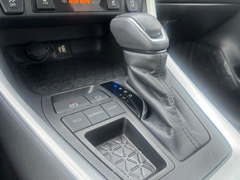 Used 2023 Toyota RAV4 XLE Premium FWD image 13