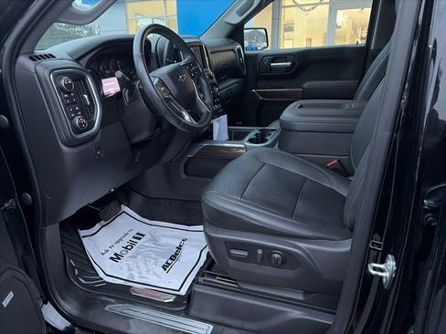 Used 2022 Chevrolet Silverado 1500 LT Trail Boss w/ LT Trail Boss Premium Package image 11