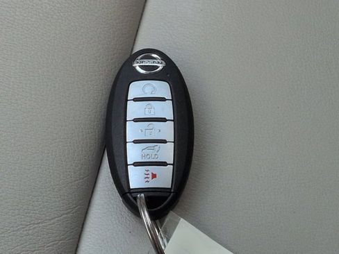 Used 2021 Nissan Rogue SL FWD image 31