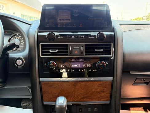 Used 2021 Nissan Armada SL w/ Captain's Chairs Package AWD/4WD image 21