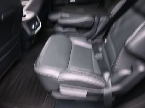 Used 2025 Ford Expedition Platinum w/ Stealth Appearance Package AWD/4WD image 22