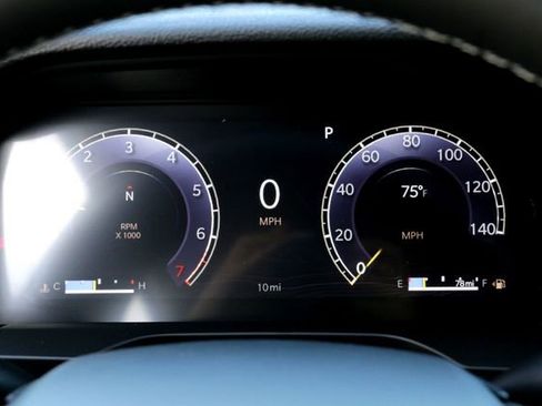 New 2025 Jeep Grand Cherokee L Altitude image 12