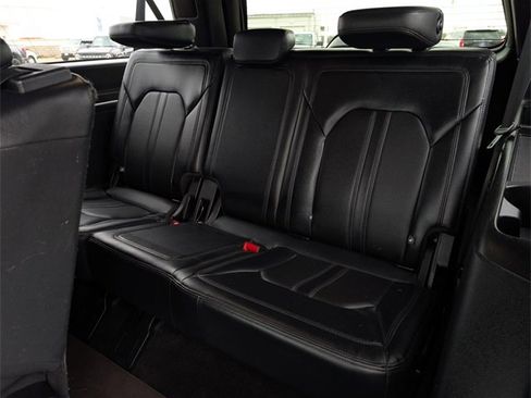 Used 2019 Ford Expedition Max Limited image 26