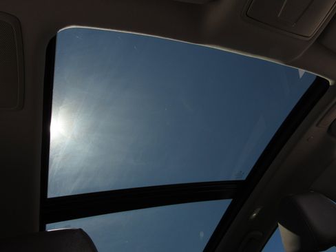 Certified 2021 Acura RDX AWD w/ Technology Package image 8