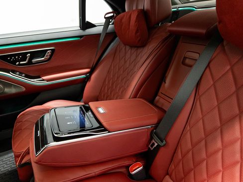 Used 2023 Mercedes-Benz S 580 4MATIC Sedan image 43