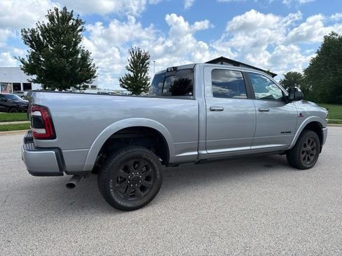 Used 2022 RAM 2500 Laramie AWD/4WD image 3