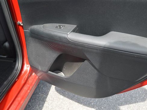 Used 2023 Kia Forte LXS w/ LXS Technology Package image 13