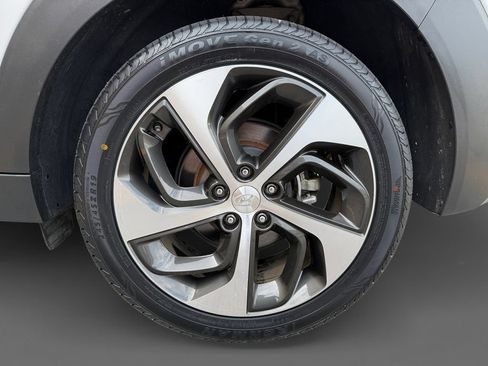 Used 2017 Hyundai Tucson Value FWD image 11