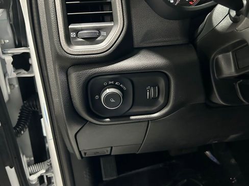 Used 2024 RAM 3500 Tradesman image 31