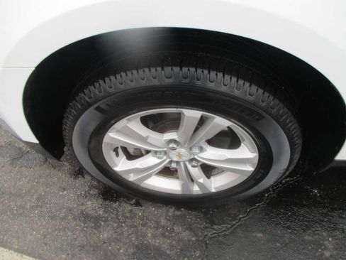 Used 2014 Chevrolet Equinox LS image 6