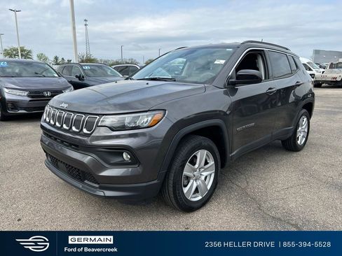 Used 2022 Jeep Compass Latitude AWD/4WD image 4