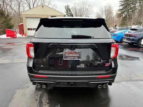 Used 2021 Ford Explorer ST w/ ST Street Pack image 7