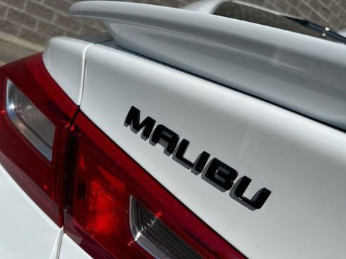 New 2025 Chevrolet Malibu RS image 9